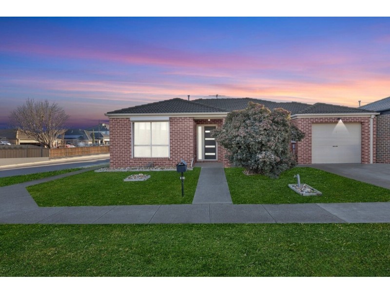 1/20 Whitehouse Avenue, Truganina VIC 3029