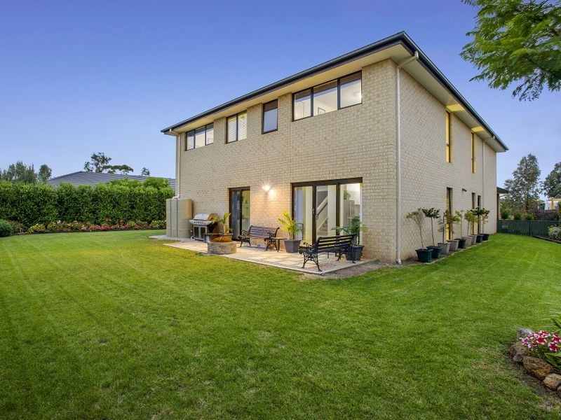 1 Heathcote Drive, Eynesbury VIC 3338