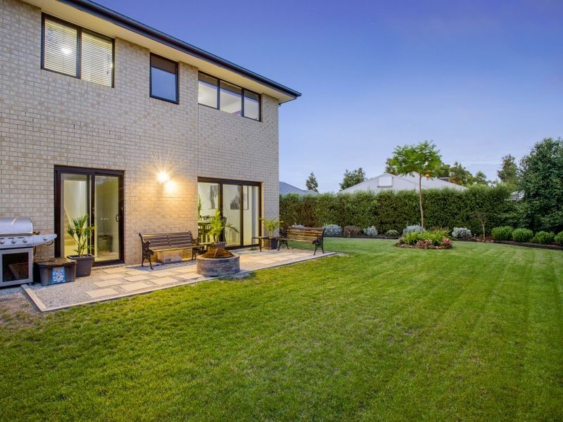 1 Heathcote Drive, Eynesbury VIC 3338