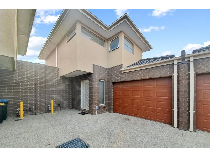 4/10 Siracusa Avenue, Point Cook VIC 3030