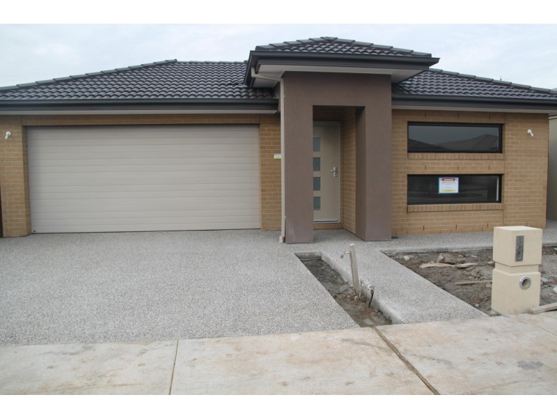 18 Andromeda Avenue, Truganina VIC 3029