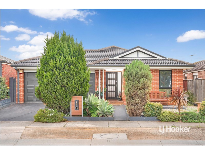 51 Denman Drive, Point Cook VIC 3030