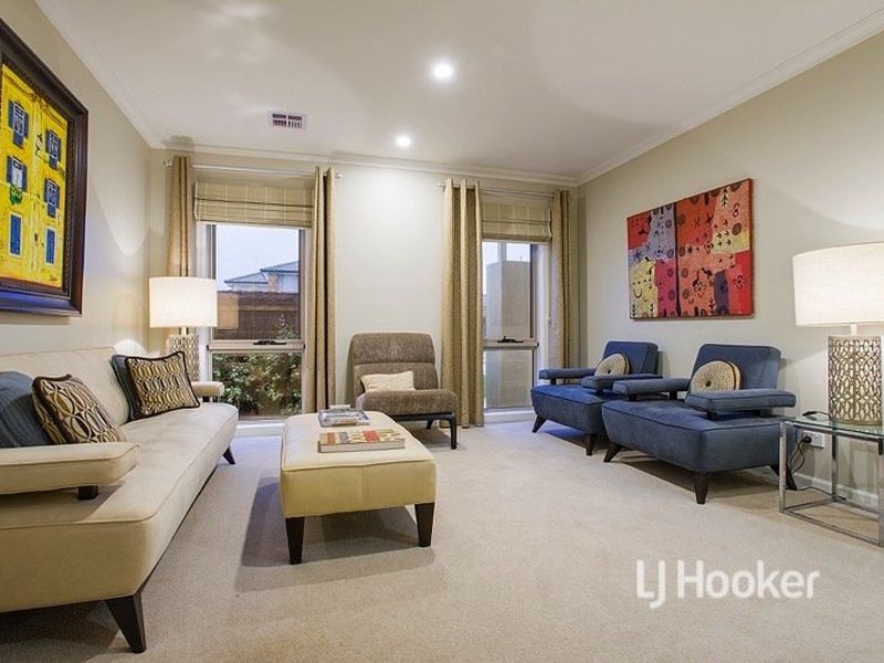 2 Bay Way, Point Cook VIC 3030