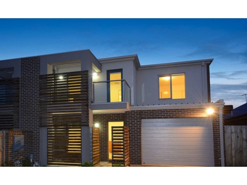 13 Creswick Drive, Point Cook VIC 3030