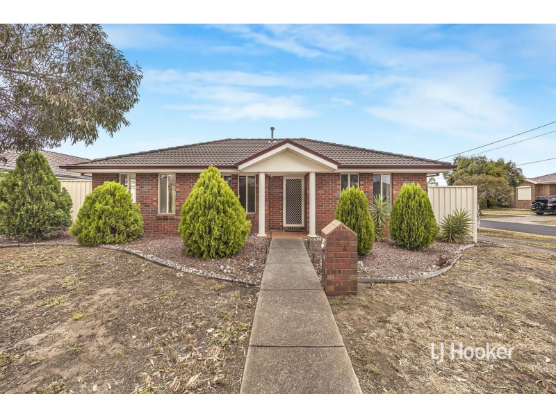 1/2 Cooper Street, Hoppers Crossing VIC 3029