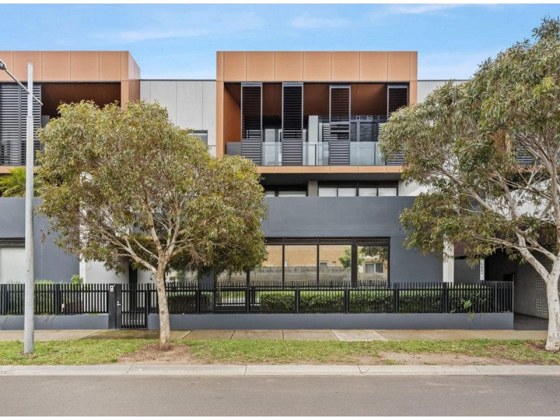 2/50 Catamaran Drive, Werribee South VIC 3030