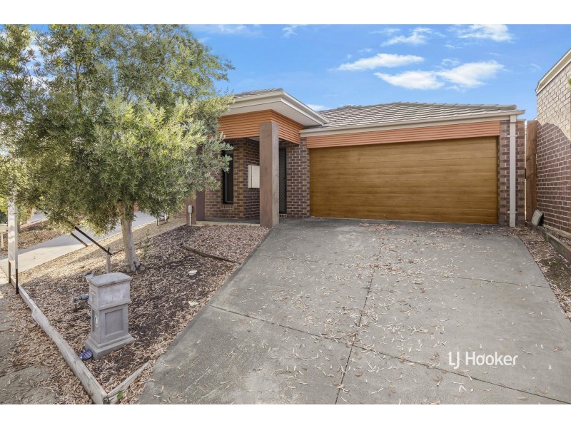 15 Riparian Way, Brookfield VIC 3338