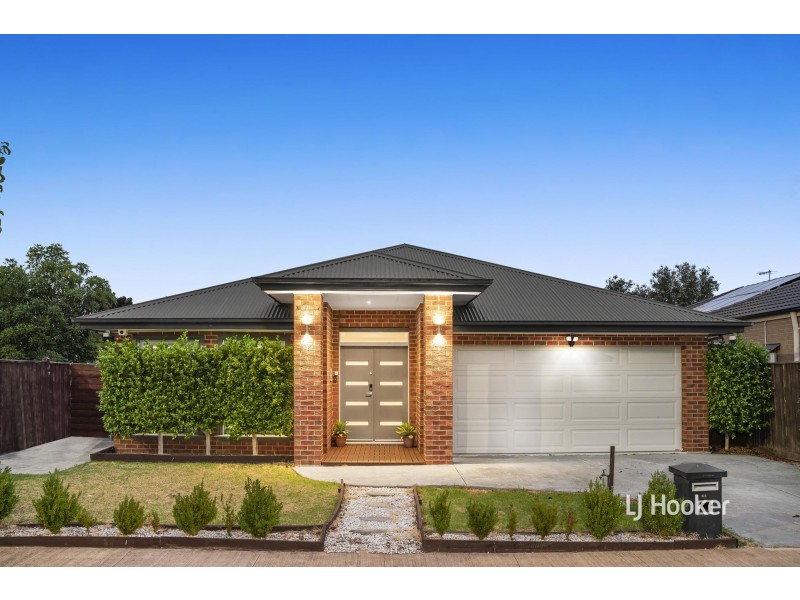 65 Fantail Crescent, Williams Landing VIC 3027