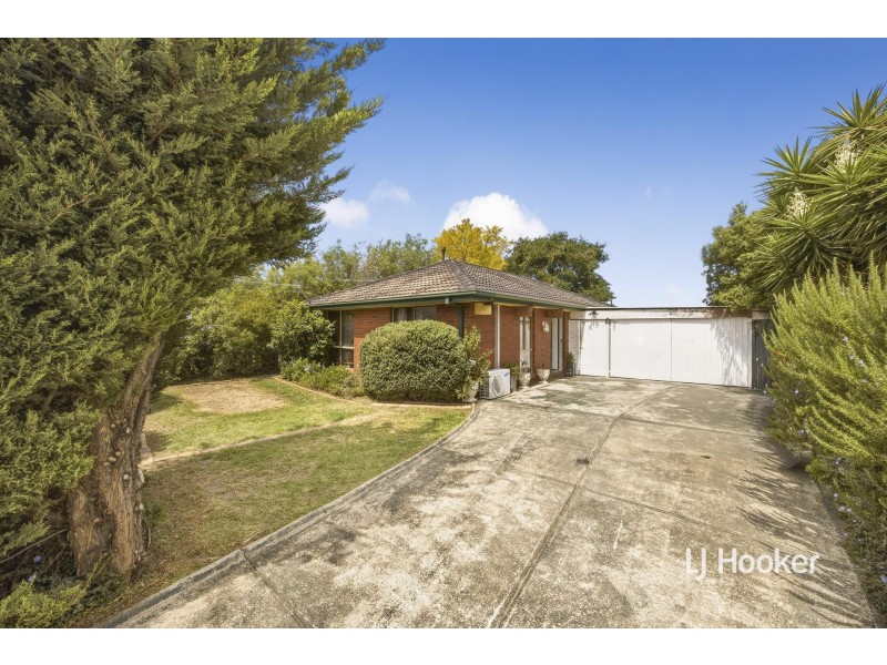 10 Intervale Drive, Wyndham Vale VIC 3024