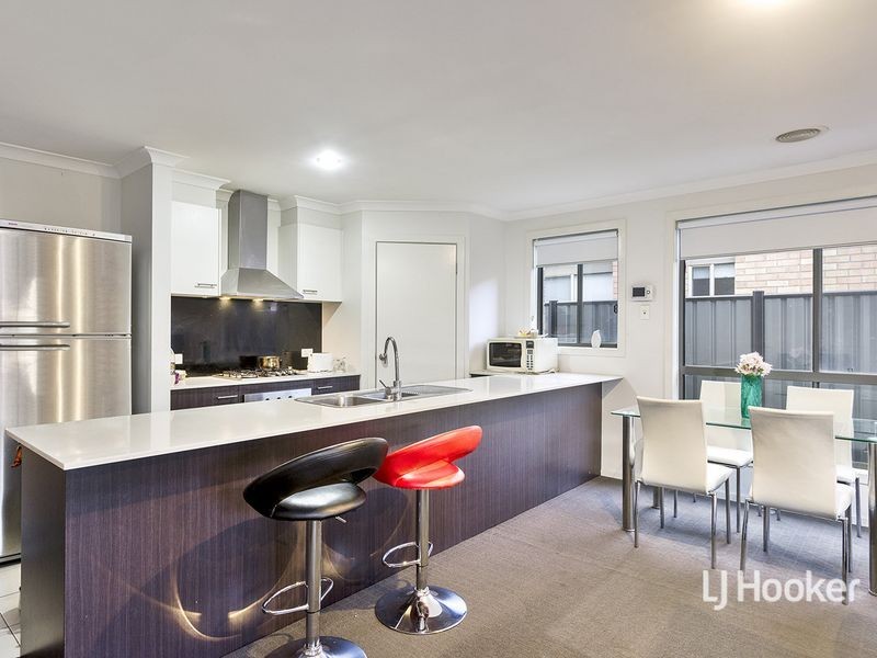 4 Hewett Drive, Point Cook VIC 3030