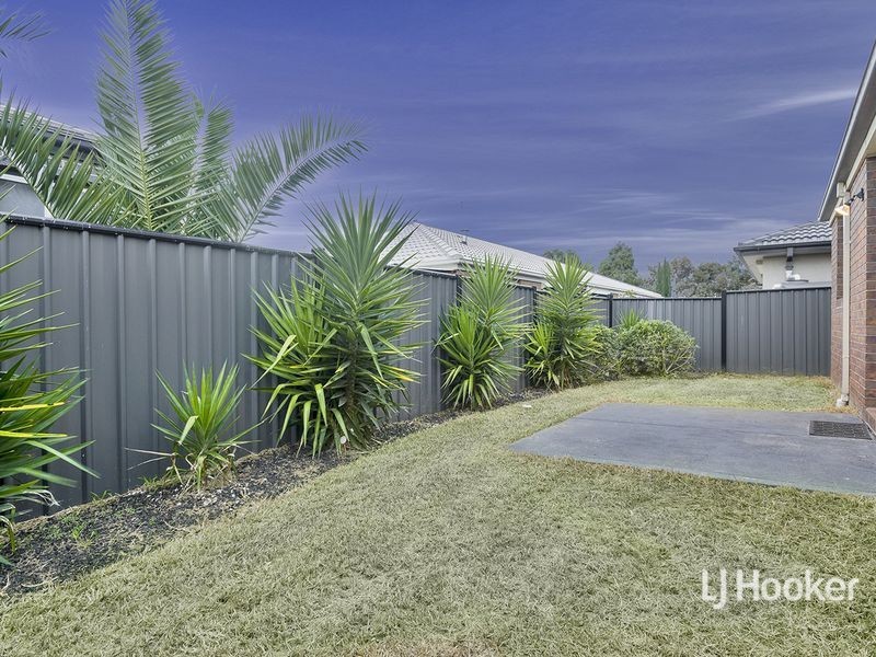 4 Hewett Drive, Point Cook VIC 3030