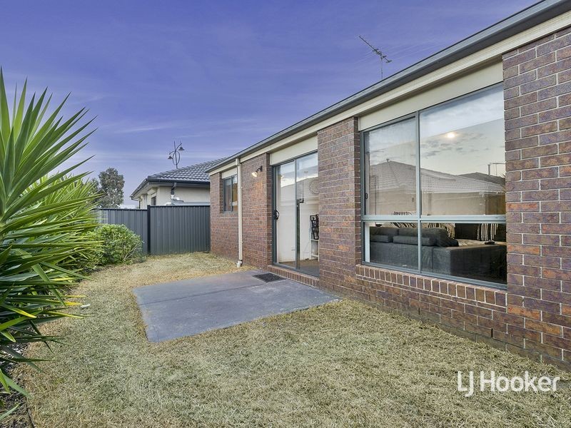 4 Hewett Drive, Point Cook VIC 3030