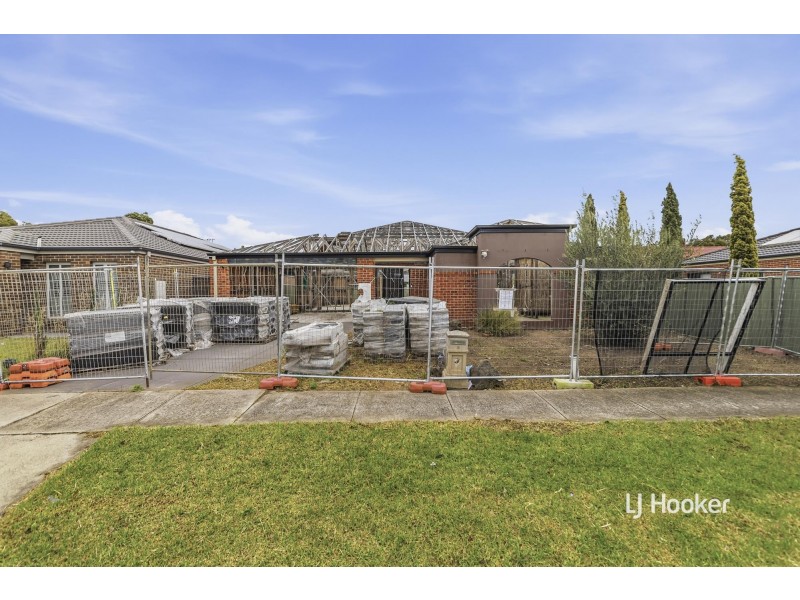 5 Wingrove Crescent, Wyndham Vale VIC 3024