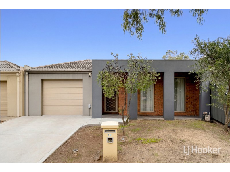 12 Bellinger Crescent, Wyndham Vale VIC 3024