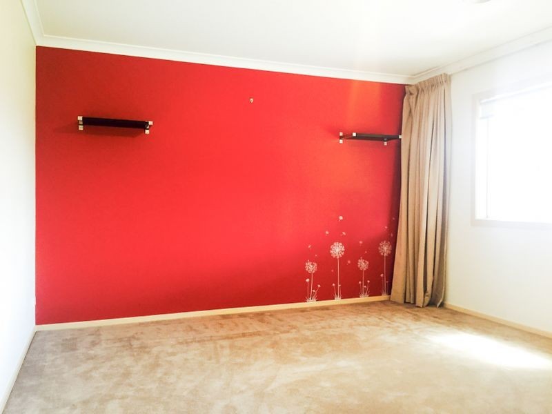 12 Tiarella Street, Point Cook VIC 3030