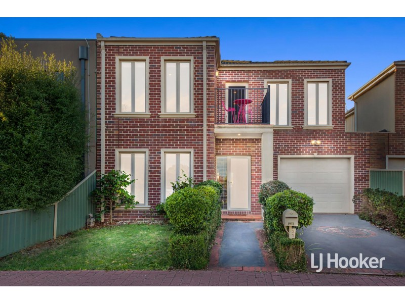 31 Hyde Park Terrace, Point Cook VIC 3030