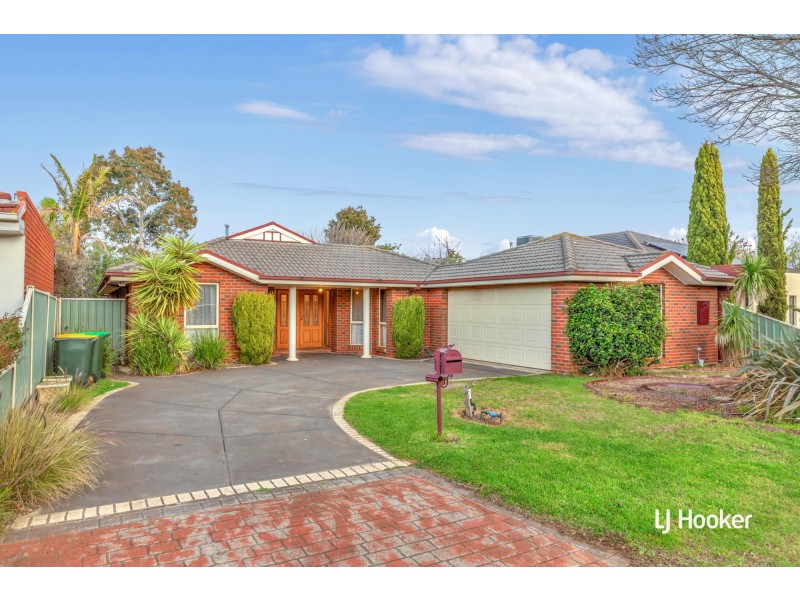 25 Finchley Road, Point Cook VIC 3030