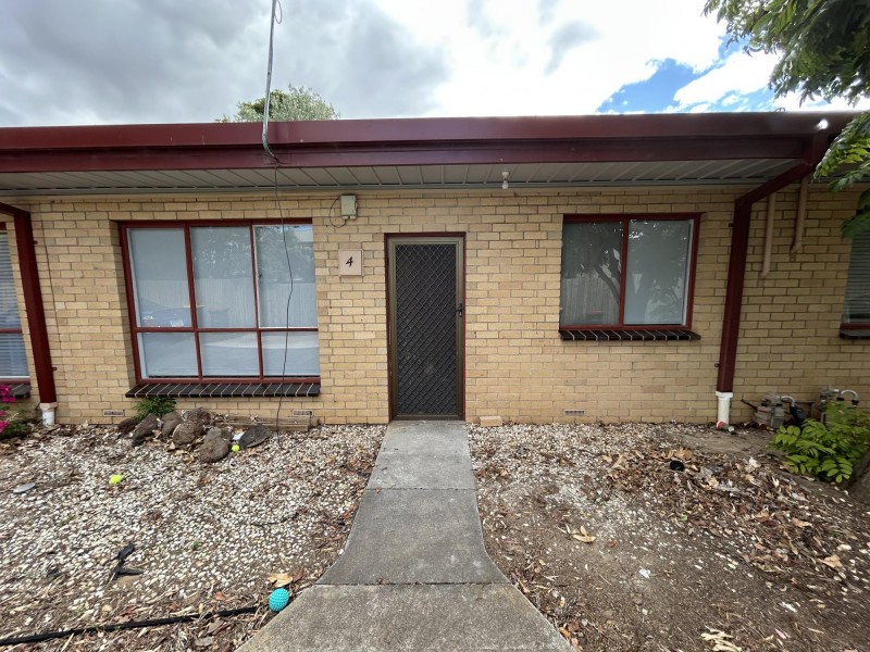 4/7 Parker Street, Werribee VIC 3030