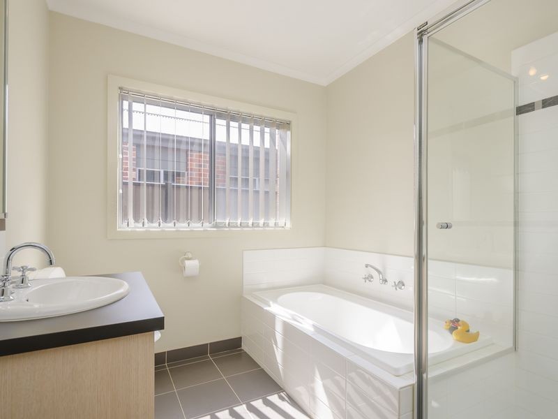 25/39 Astley Crescent, Point Cook VIC 3030