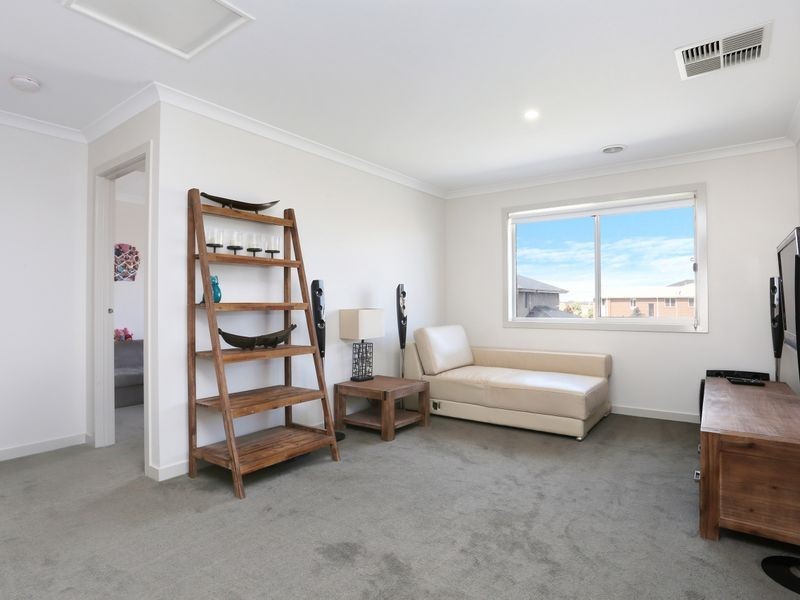 9 Windmill Way, Point Cook VIC 3030