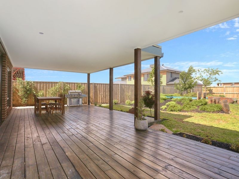 9 Windmill Way, Point Cook VIC 3030