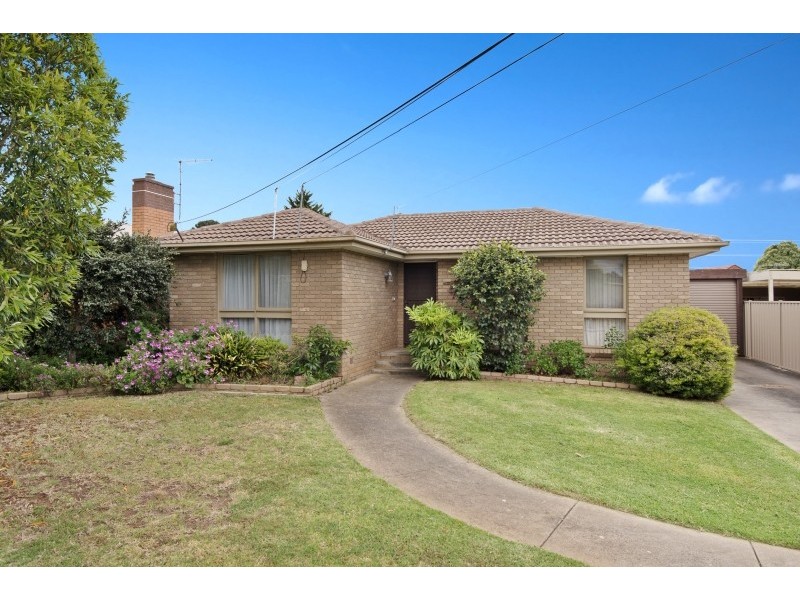 14 Fourth Avenue, Hoppers Crossing VIC 3029