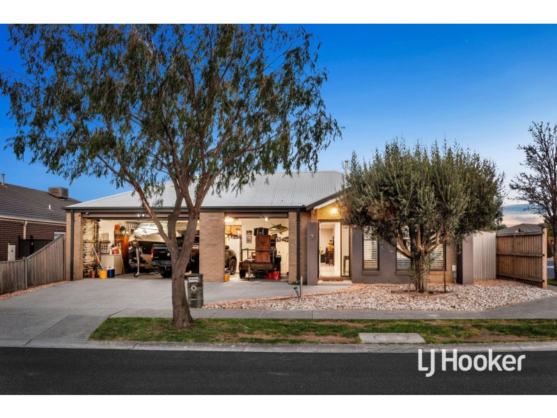 7 Geranium Way, Point Cook VIC 3030