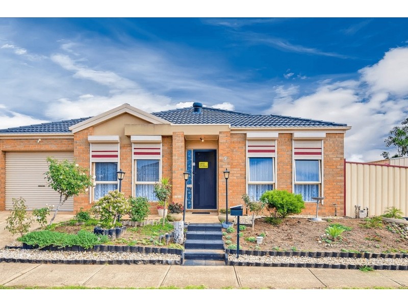 9 Lazor Street, Truganina VIC 3029