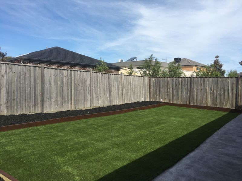 17 Hanworth Avenue, Williams Landing VIC 3027