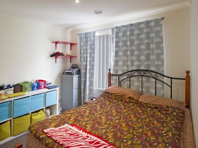 42 Lindsay Gardens, Point Cook VIC 3030