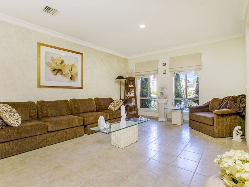 4 Westleigh Drive, Werribee VIC 3030