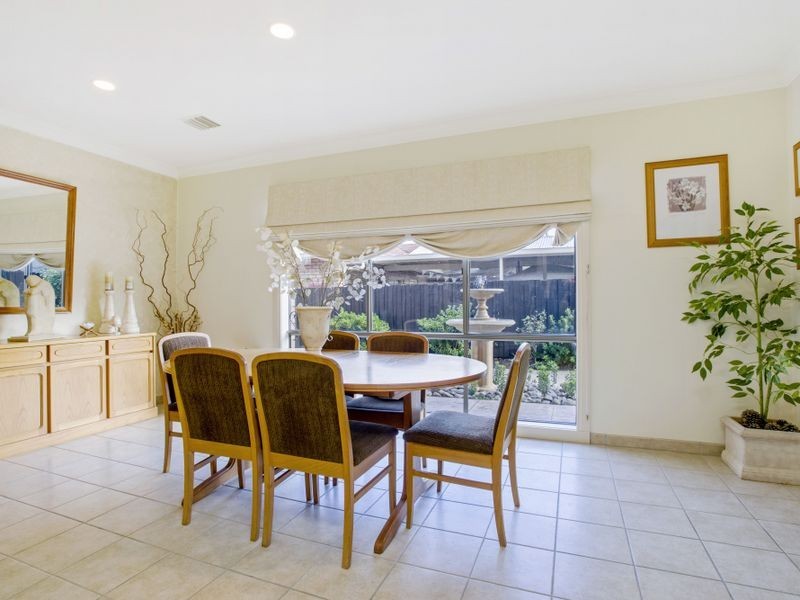 4 Westleigh Drive, Werribee VIC 3030