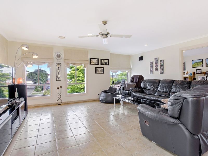 4 Westleigh Drive, Werribee VIC 3030