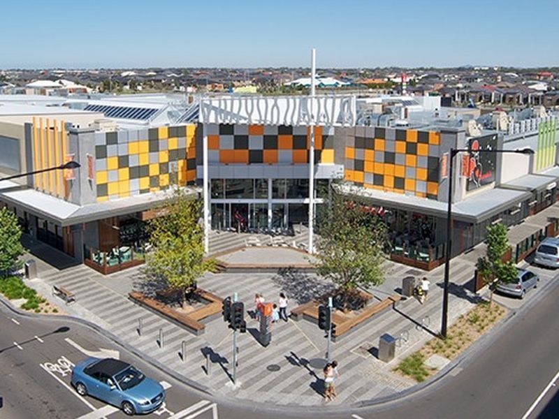 5 Broadstone Way, Point Cook VIC 3030