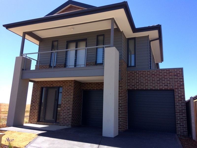 14 Living Crescent, Point Cook VIC 3030