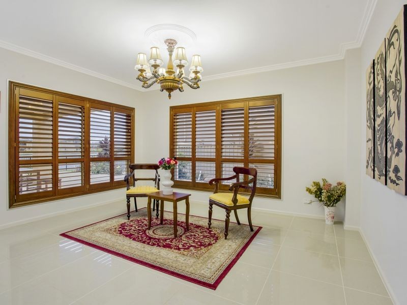29 Seaview Point, Sanctuary Lakes VIC 3030