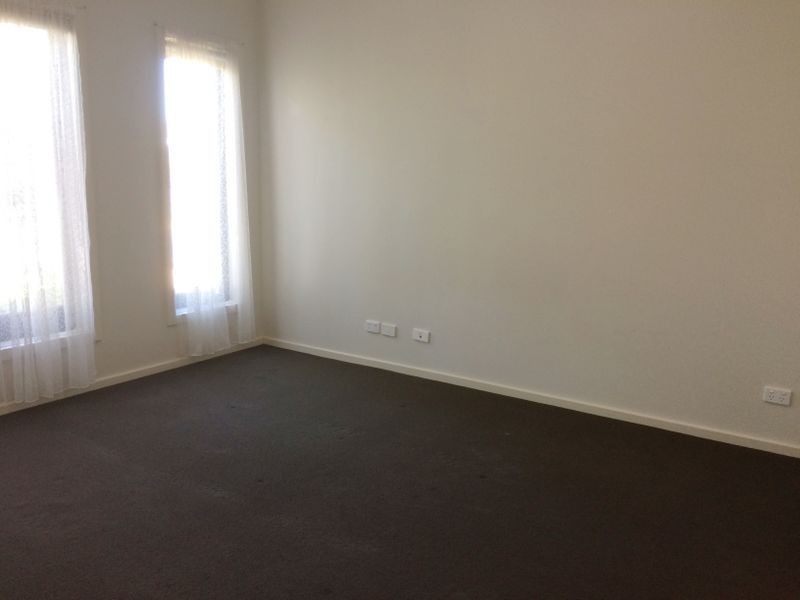 20 Nossal Drive, Point Cook VIC 3030