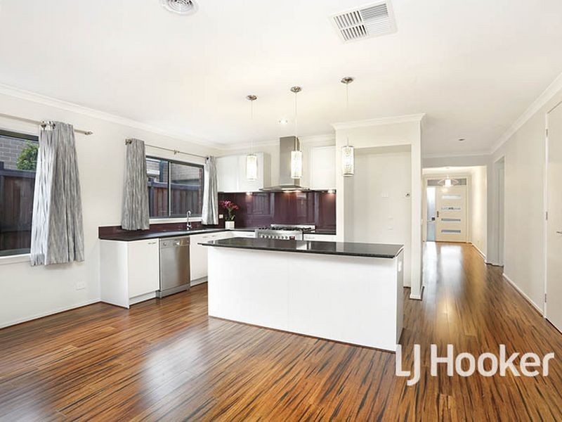 40 Hollywood Avenue, Point Cook VIC 3030
