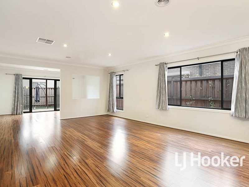 40 Hollywood Avenue, Point Cook VIC 3030