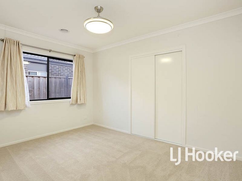 40 Hollywood Avenue, Point Cook VIC 3030