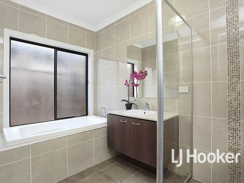 40 Hollywood Avenue, Point Cook VIC 3030