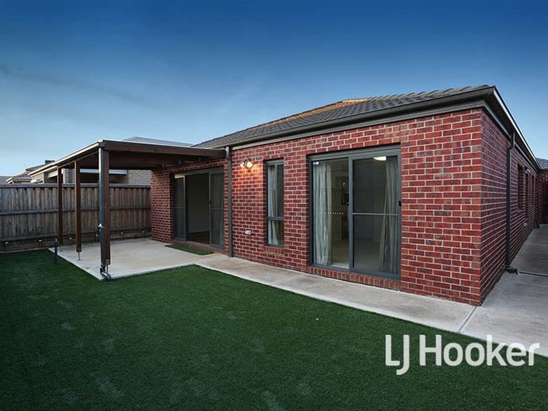 40 Hollywood Avenue, Point Cook VIC 3030