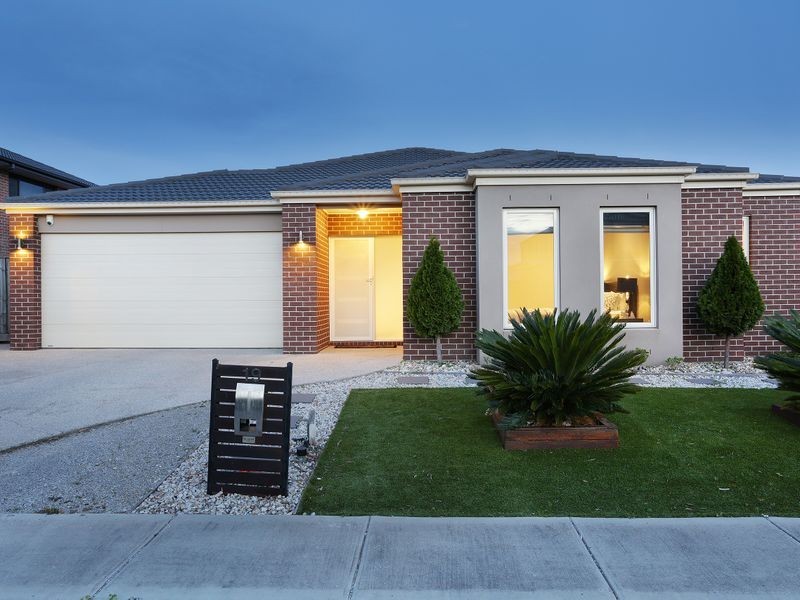 19 Boathaven Road, Point Cook VIC 3030