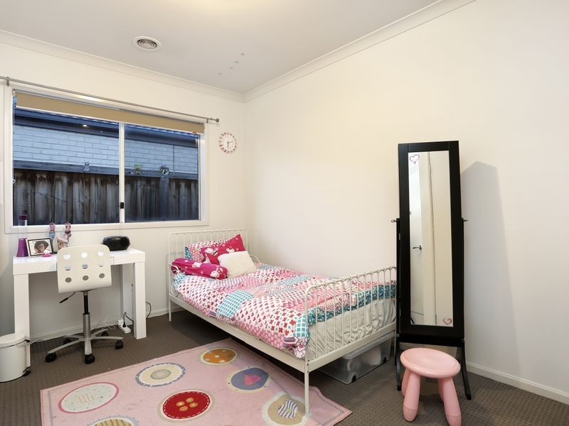 19 Boathaven Road, Point Cook VIC 3030