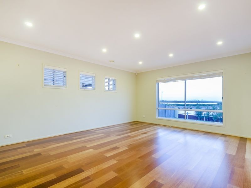 29 Coastal Promenade, Sanctuary Lakes VIC 3030