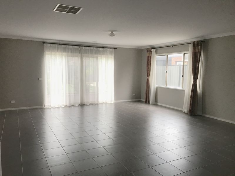 183 Dunnings Road, Point Cook VIC 3030