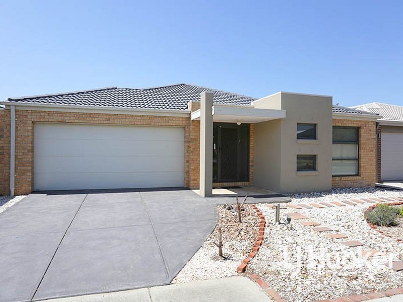 11 Tiarella Street, Point Cook VIC 3030