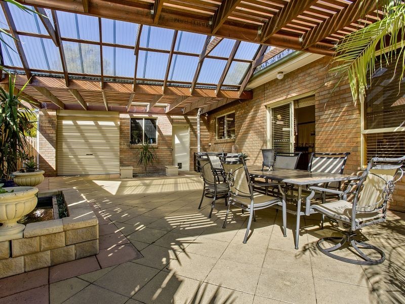 16 Boardwalk Boulevard, Point Cook VIC 3030