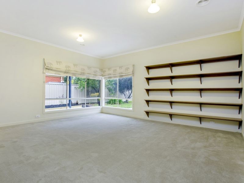 21 Central Park Avenue, Point Cook VIC 3030