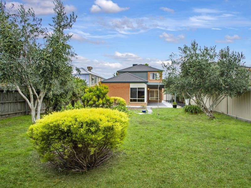 21 Central Park Avenue, Point Cook VIC 3030